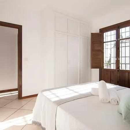 Tuguest Pool House Albaicin *