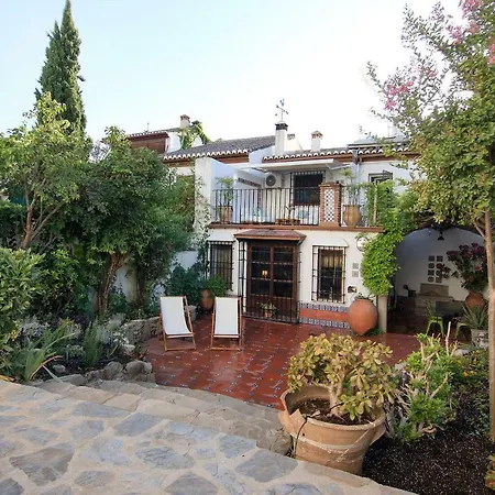 Casa vacanze Tuguest Pool House Albaicin Granada