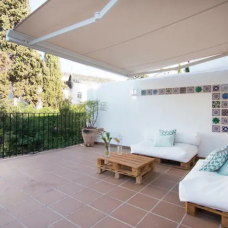 Tuguest Pool House Albaicin Granada