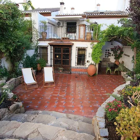 Casa vacanze Tuguest Pool House Albaicin